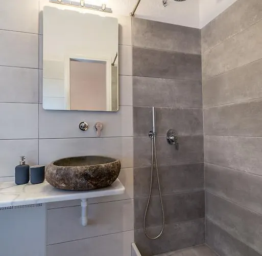 בית הארחה Orpheas 4*