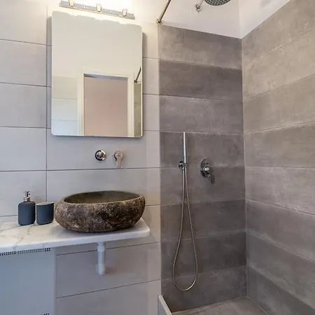 Guest house Orpheas 4*