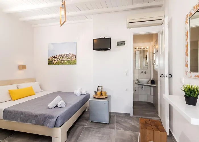 ゲストハウス Orpheas 4*