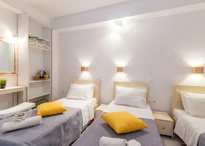 ゲストハウス Orpheas